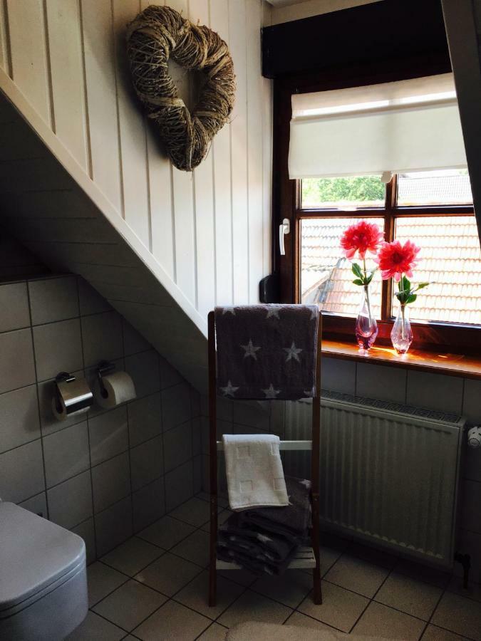Heuchelheim-Klingen Gaestehaus Sellemols Ferienhaus Winzer מראה חיצוני תמונה